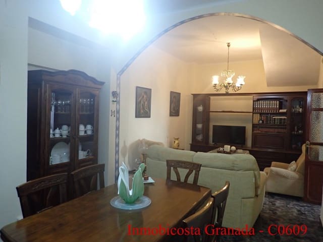 5 sypialnia Dom na sprzedaż w Albuñol z garażem - 285 000 € (Ref: 9219136)