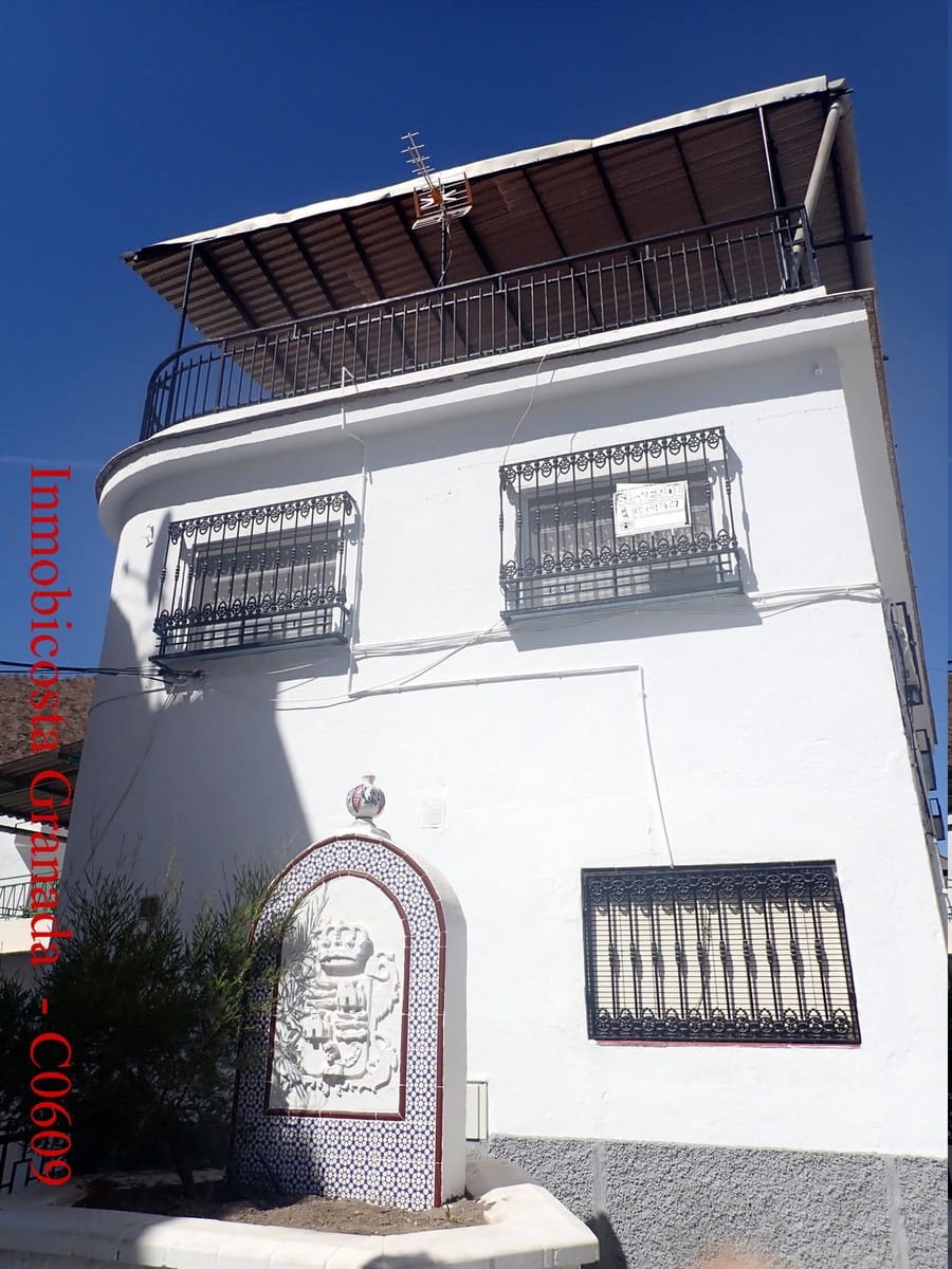 5 Zimmer Haus zu verkaufen in Albunol mit Garage - 285.000 € (Ref: 9219136)