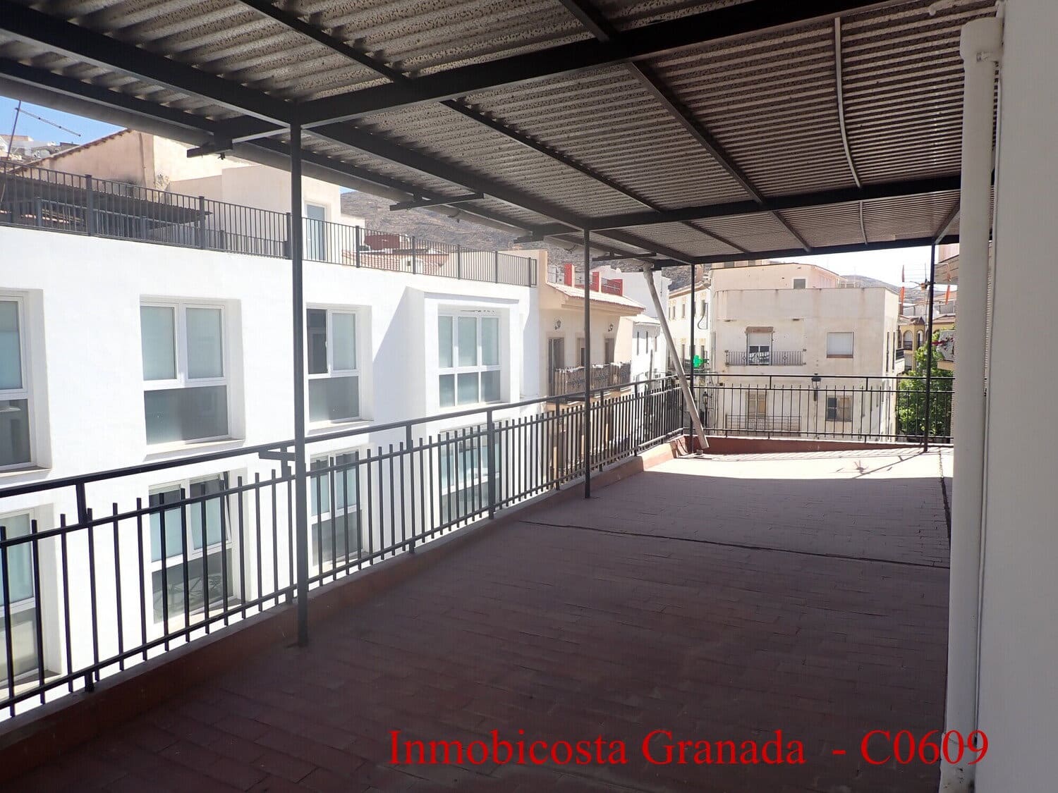 5 Zimmer Haus zu verkaufen in Albunol mit Garage - 285.000 € (Ref: 9219136)