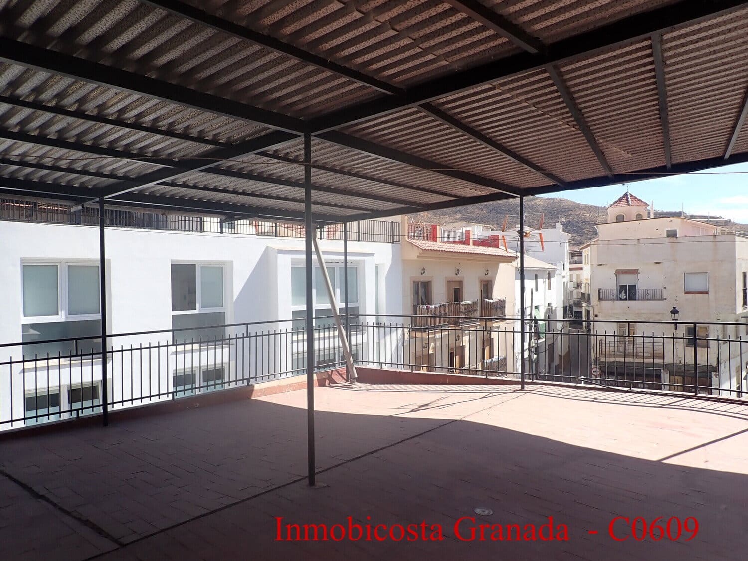 5 Zimmer Haus zu verkaufen in Albunol mit Garage - 285.000 € (Ref: 9219136)