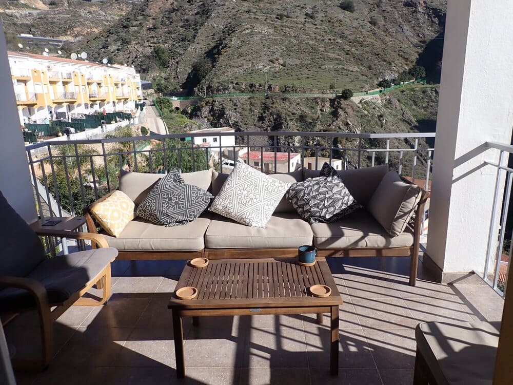 3 makuuhuone Omakotitalo myytävänä paikassa Albunol mukana uima-altaan 
autotalli - 135 000 € (Ref: 9525561)