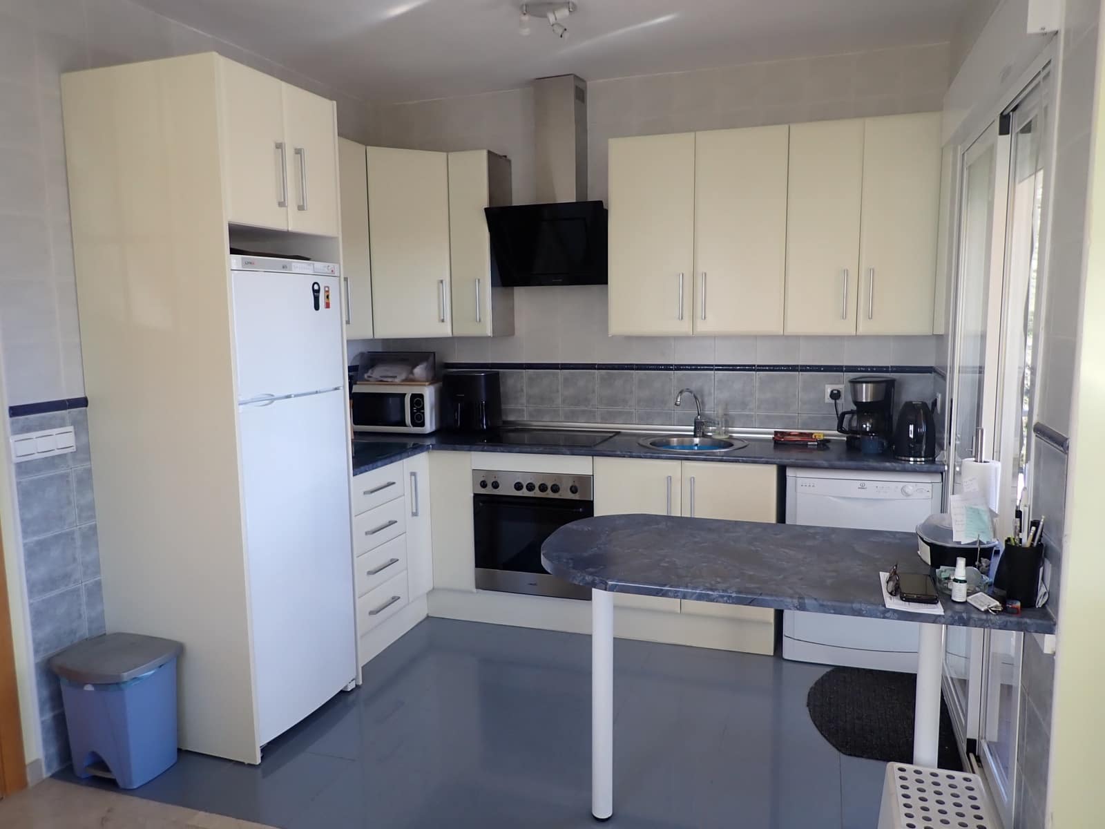 3 makuuhuone Omakotitalo myytävänä paikassa Albunol mukana uima-altaan 
autotalli - 135 000 € (Ref: 9525561)