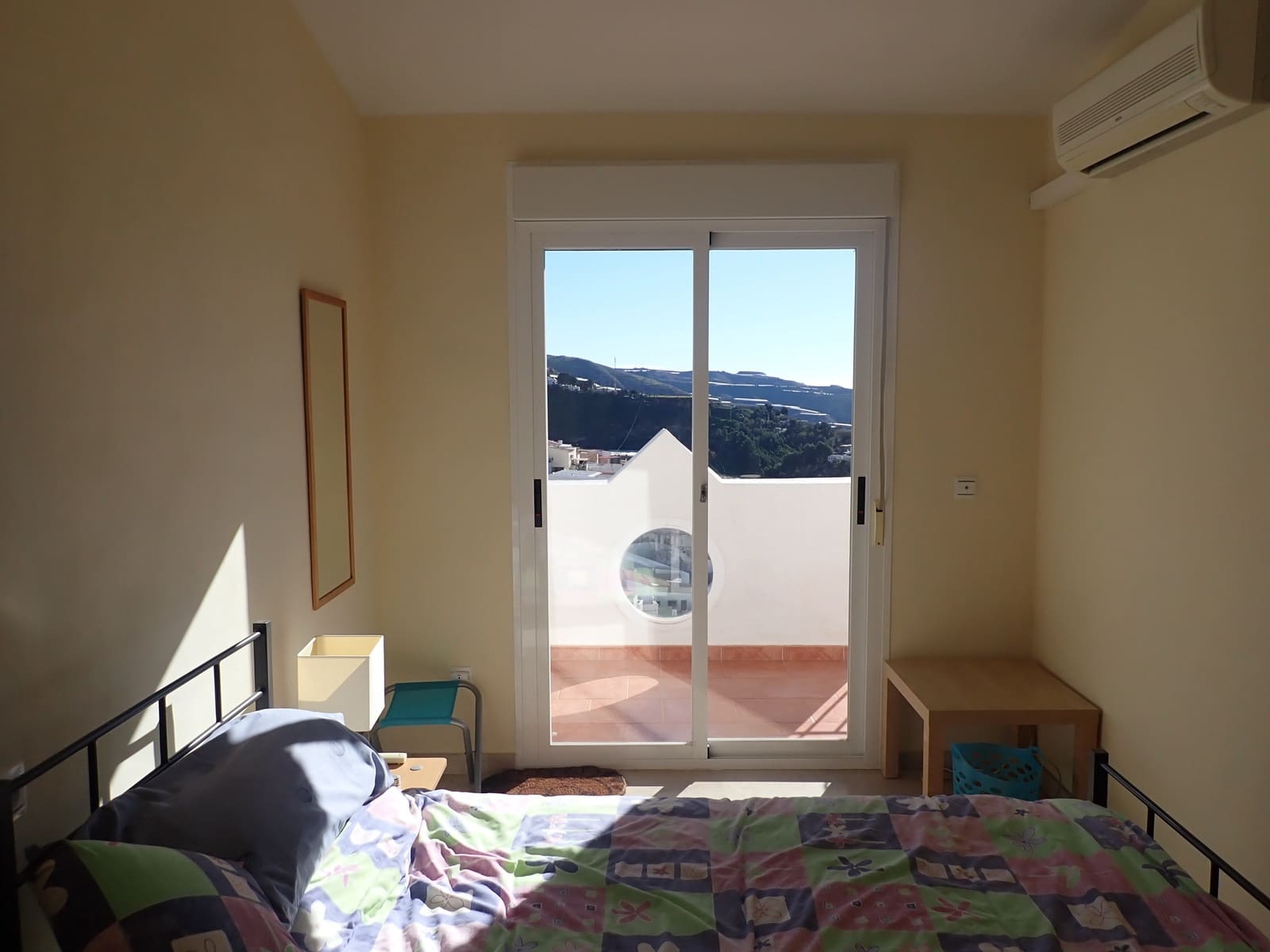 3 makuuhuone Omakotitalo myytävänä paikassa Albunol mukana uima-altaan 
autotalli - 135 000 € (Ref: 9525561)