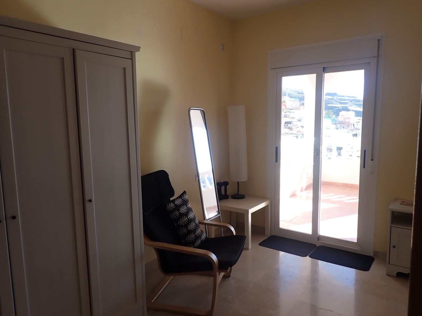 3 makuuhuone Omakotitalo myytävänä paikassa Albunol mukana uima-altaan 
autotalli - 135 000 € (Ref: 9525561)