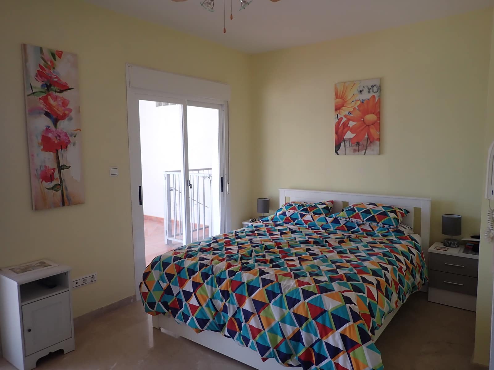 3 makuuhuone Omakotitalo myytävänä paikassa Albunol mukana uima-altaan 
autotalli - 135 000 € (Ref: 9525561)