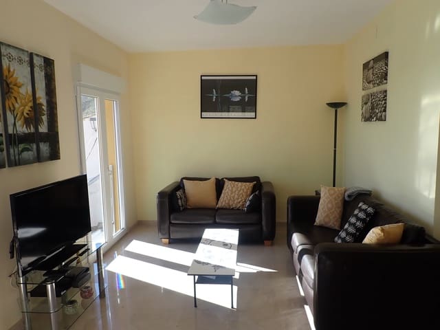 3 makuuhuone Omakotitalo myytävänä paikassa Albuñol mukana uima-altaan 
autotalli - 135 000 € (Ref: 9525561)