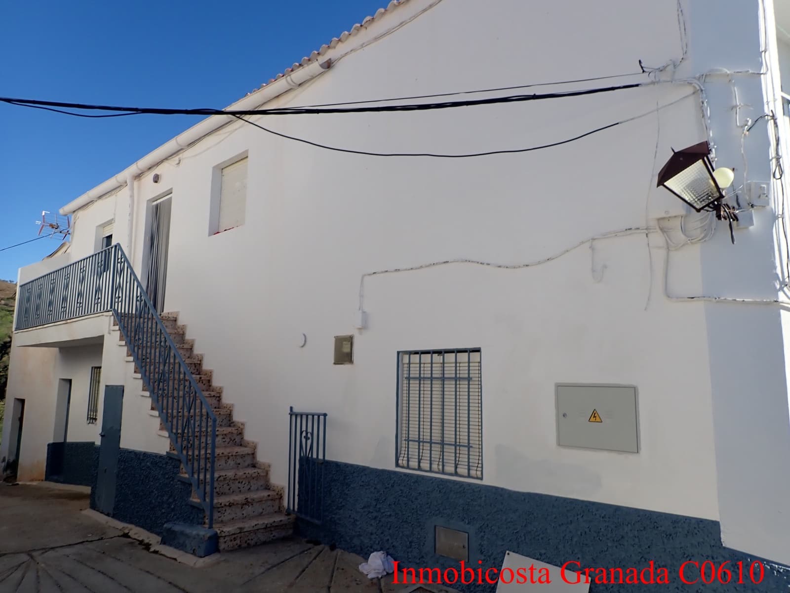 3 soveværelse Byhus til salg i Albondon med garage - € 85.000 (Ref: 9606570)