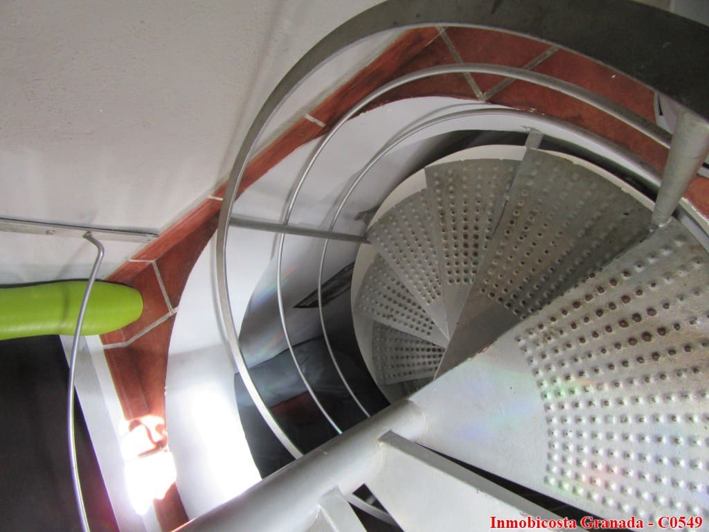 2 soveværelse Byhus til salg i Cadiar med garage - € 55.000 (Ref: 9610186)