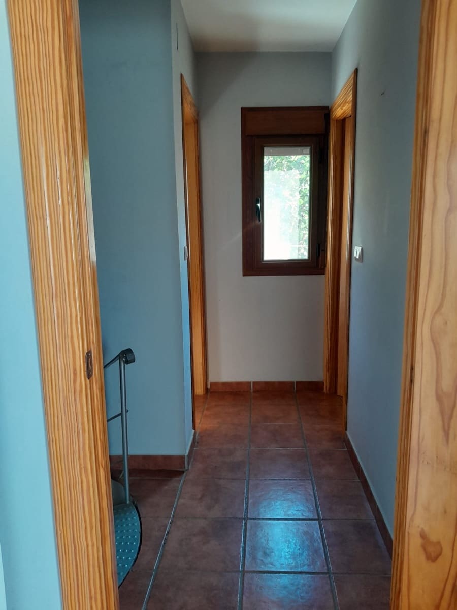 2 slaapkamer Huis te koop in Cadiar met garage - € 55.000 (Ref: 9610186)