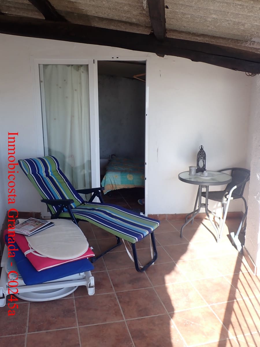 2 makuuhuone Omakotitalo myytävänä paikassa Albondon - 30 000 € (Ref: 9628366)