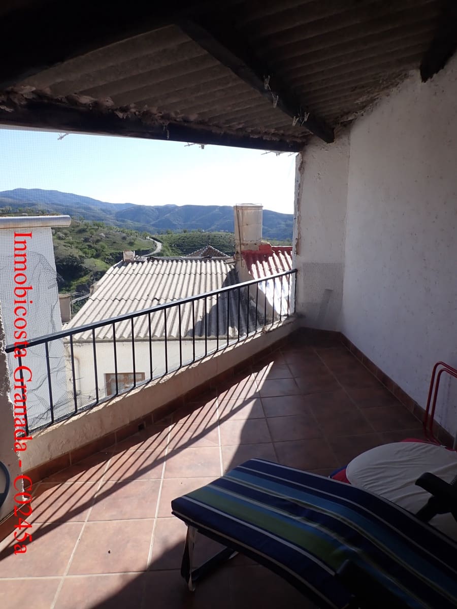 2 makuuhuone Omakotitalo myytävänä paikassa Albondon - 30 000 € (Ref: 9628366)