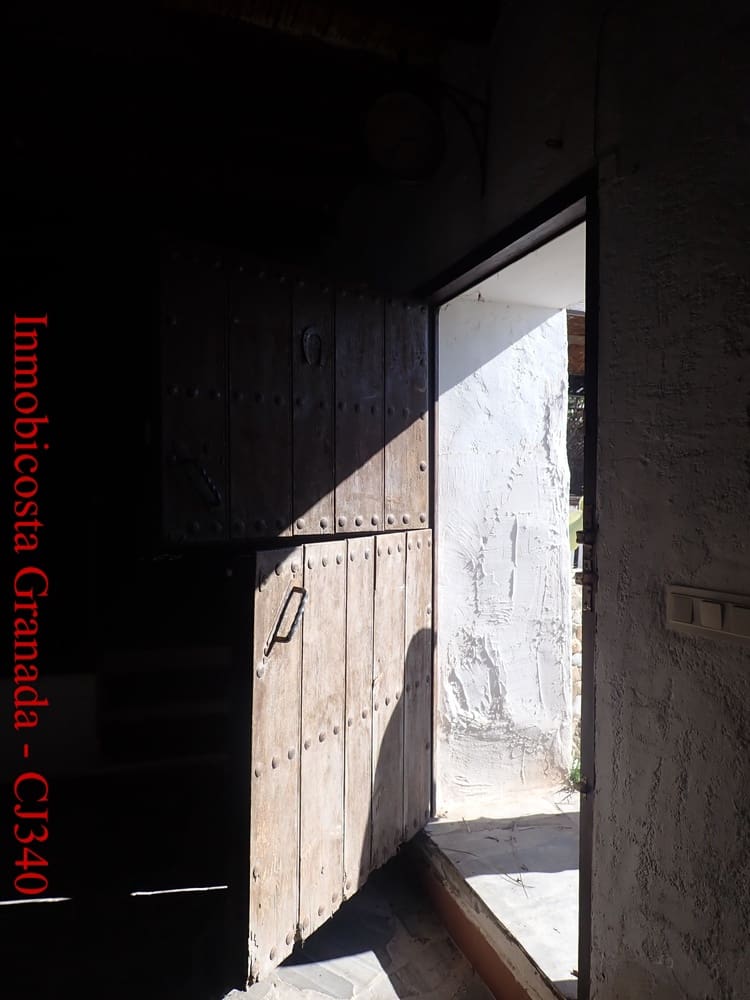 6 bedroom Finca/Country House for sale in Melicena with pool garage - € 350,000 (Ref: 9730591)