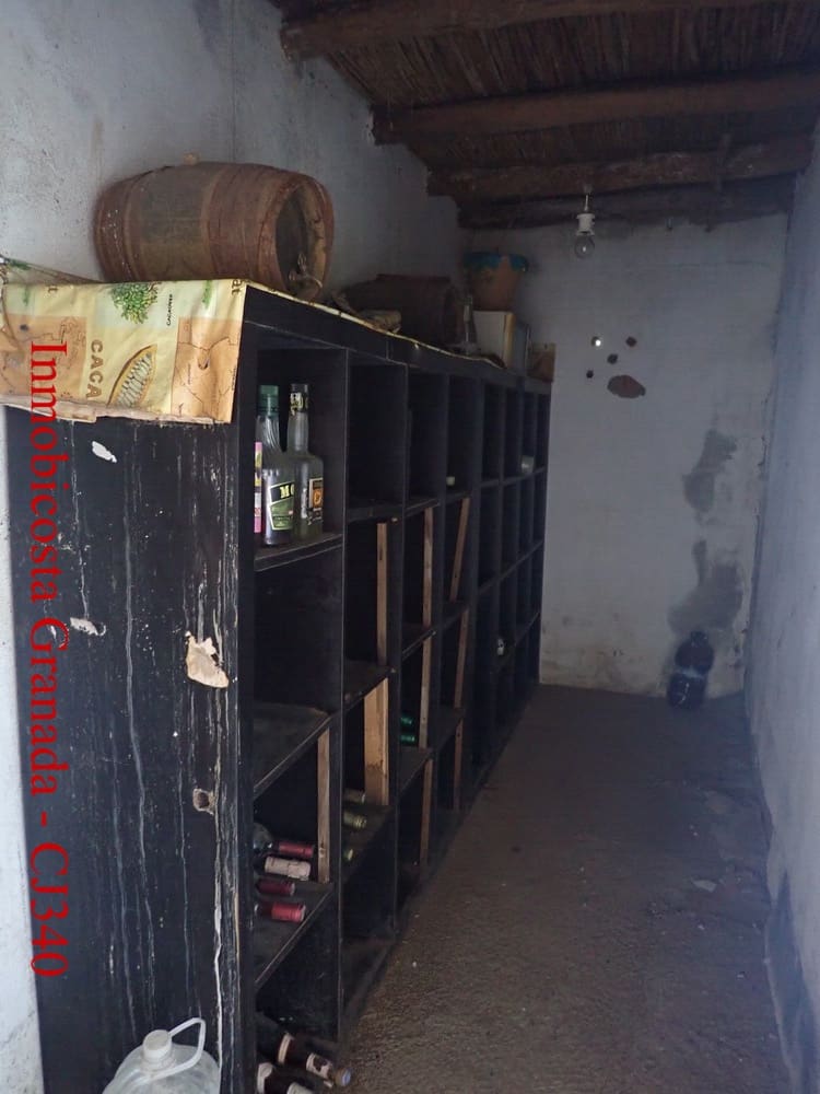 6 bedroom Finca/Country House for sale in Melicena with pool garage - € 350,000 (Ref: 9730591)