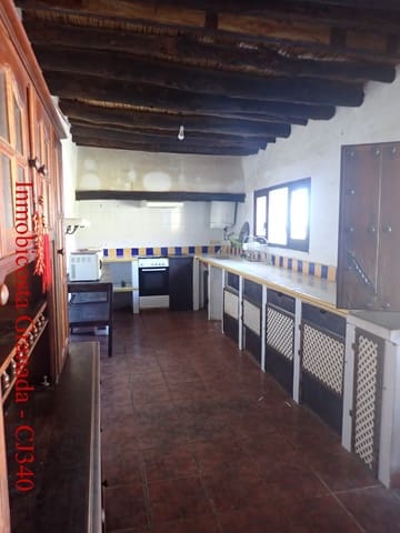 6 bedroom Finca/Country House for sale in Melicena, Sorvilán with pool garage - € 350,000 (Ref: 9730591)