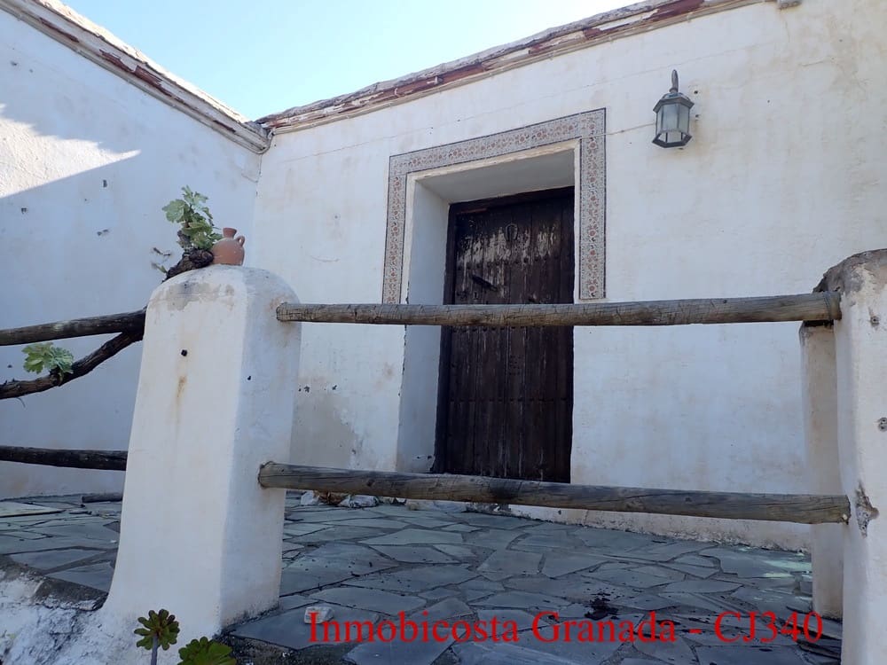 6 bedroom Finca/Country House for sale in Melicena with pool garage - € 350,000 (Ref: 9730591)