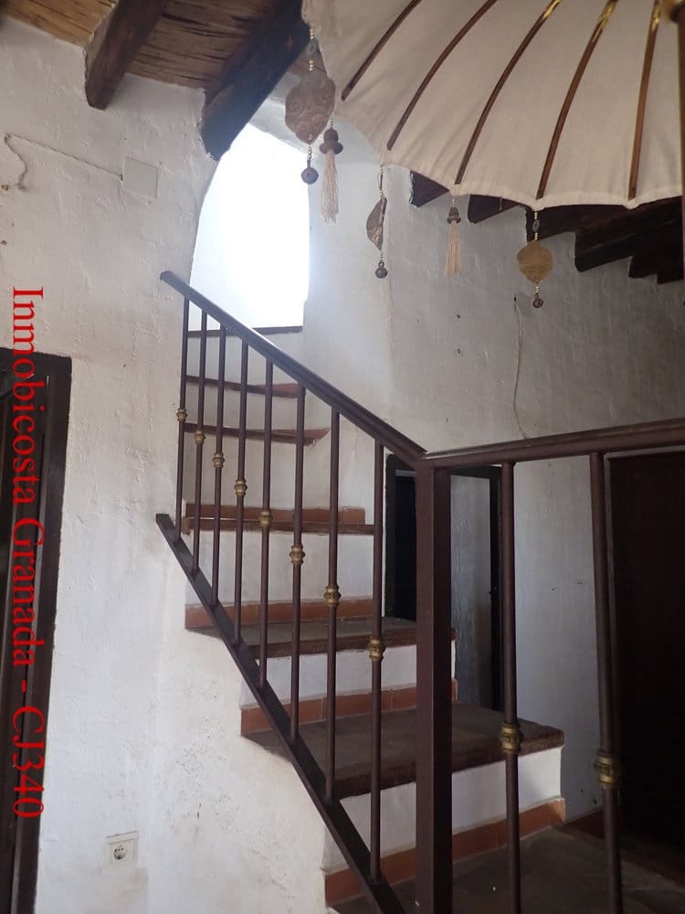 6 bedroom Finca/Country House for sale in Sorvilan with pool garage - € 340,000 (Ref: 9730591)