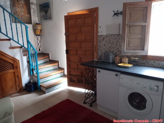 2 slaapkamer Huis te koop in Juviles - € 35.000 (Ref: 9789553)