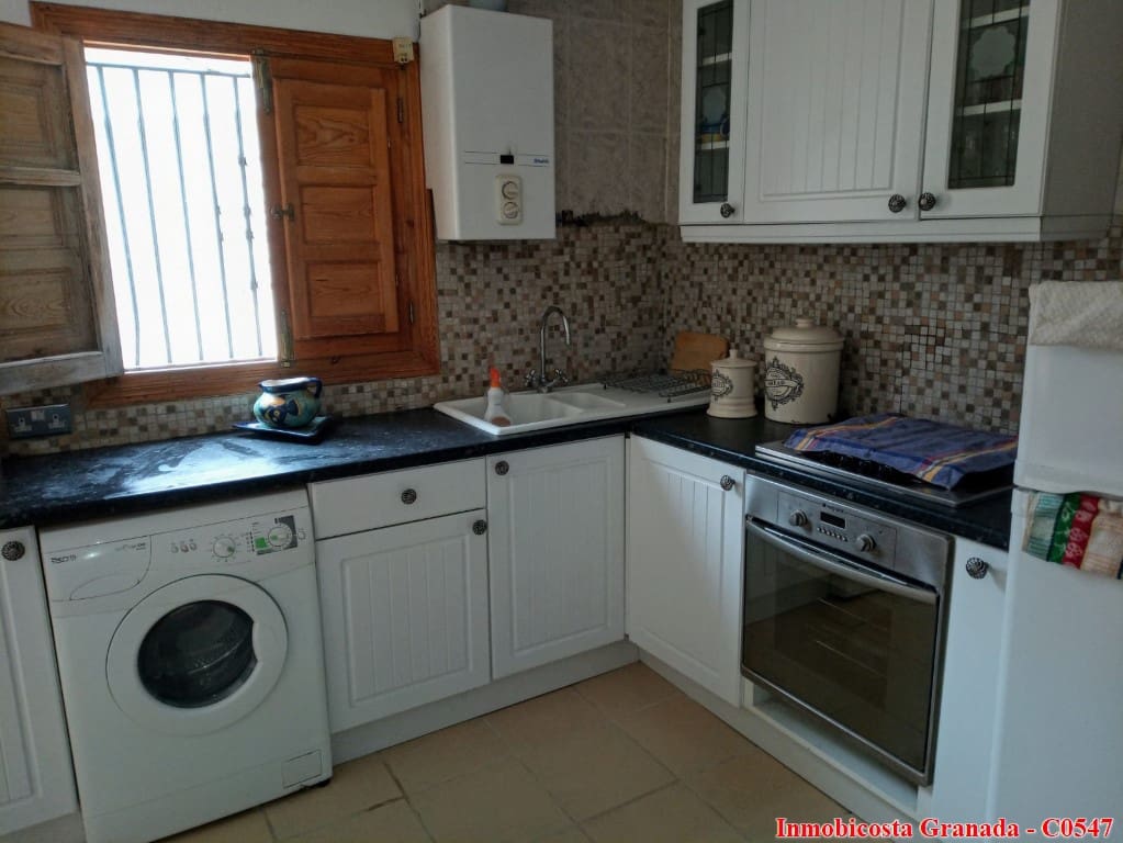 2 makuuhuone Omakotitalo myytävänä paikassa Juviles - 35 000 € (Ref: 9789553)