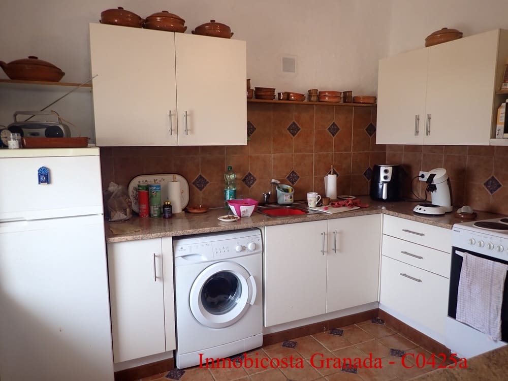 6 slaapkamer Rijtjeshuis te koop in La Rabita - € 99.000 (Ref: 9805384)