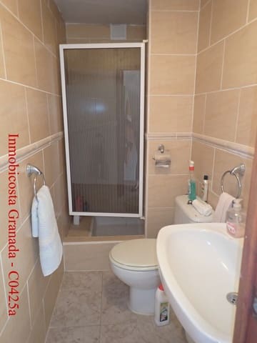 6 slaapkamer Rijtjeshuis te koop in La Rabita, Albuñol - € 99.000 (Ref: 9805384)