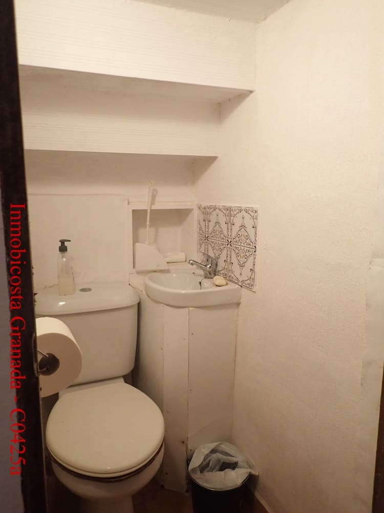 6 slaapkamer Rijtjeshuis te koop in La Rabita - € 99.000 (Ref: 9805384)