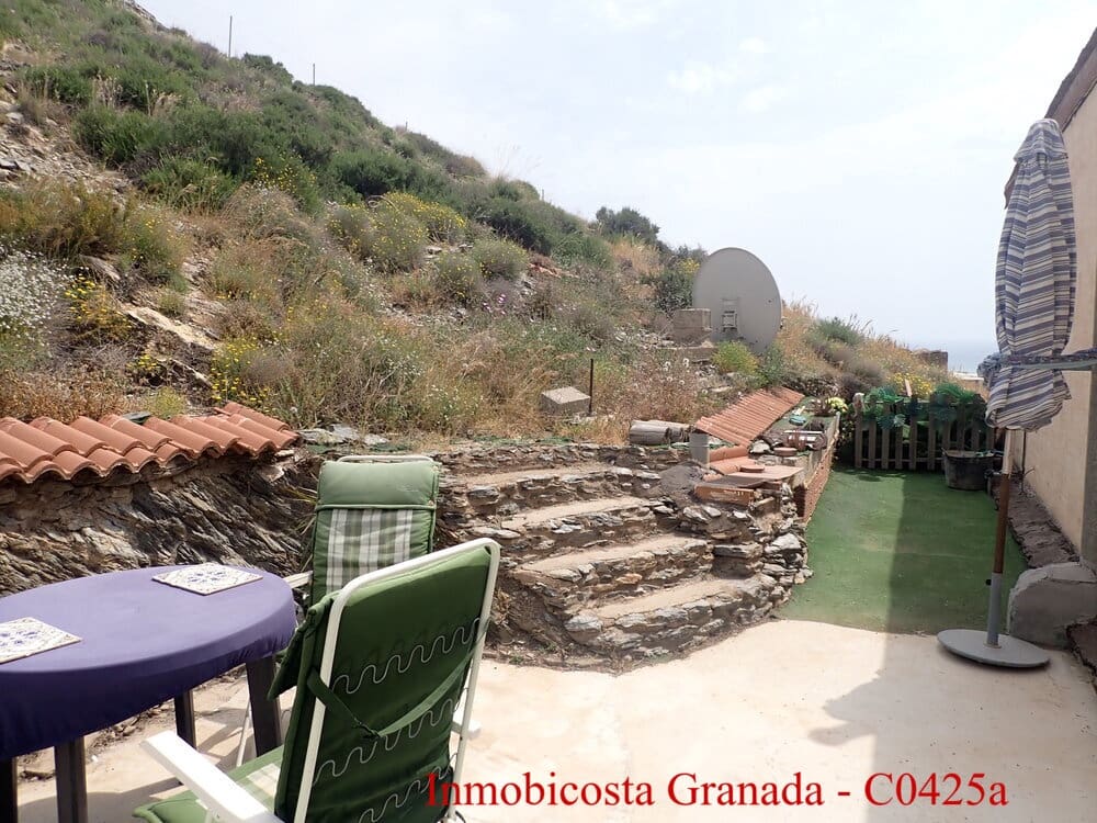 6 slaapkamer Rijtjeshuis te koop in La Rabita - € 99.000 (Ref: 9805384)