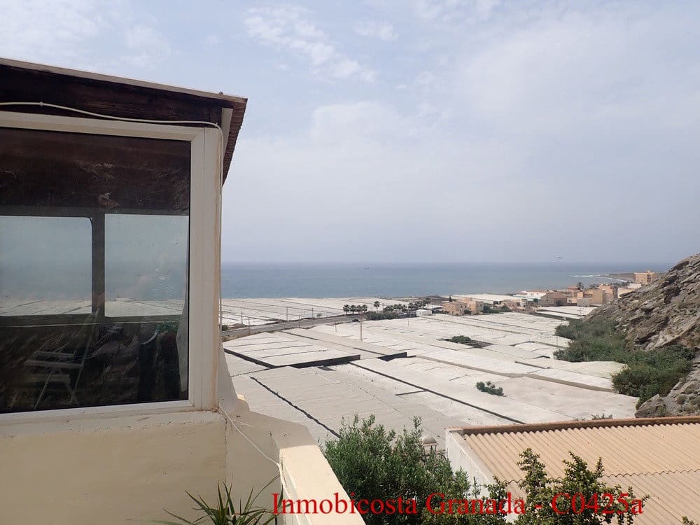 6 quarto Moradia em Banda para venda em La Rabita - 99 000 € (Ref: 9805384)