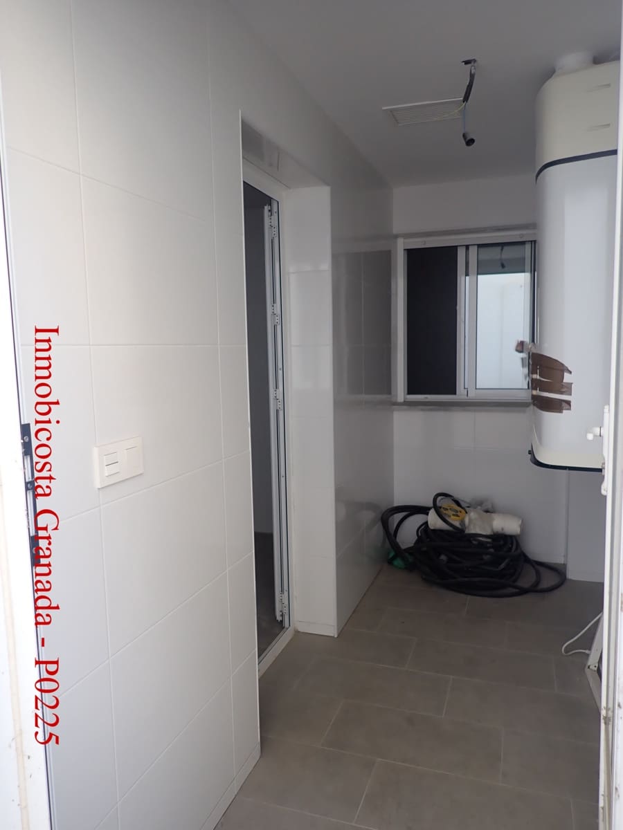 3 Zimmer Apartment zu verkaufen in Albunol mit Pool Garage - 141.500 € (Ref: 9815191)