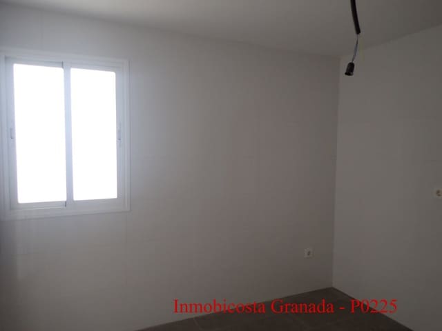 3 chambre Appartement à vendre à Albuñol avec piscine garage - 137 500 € (Ref: 9815191)