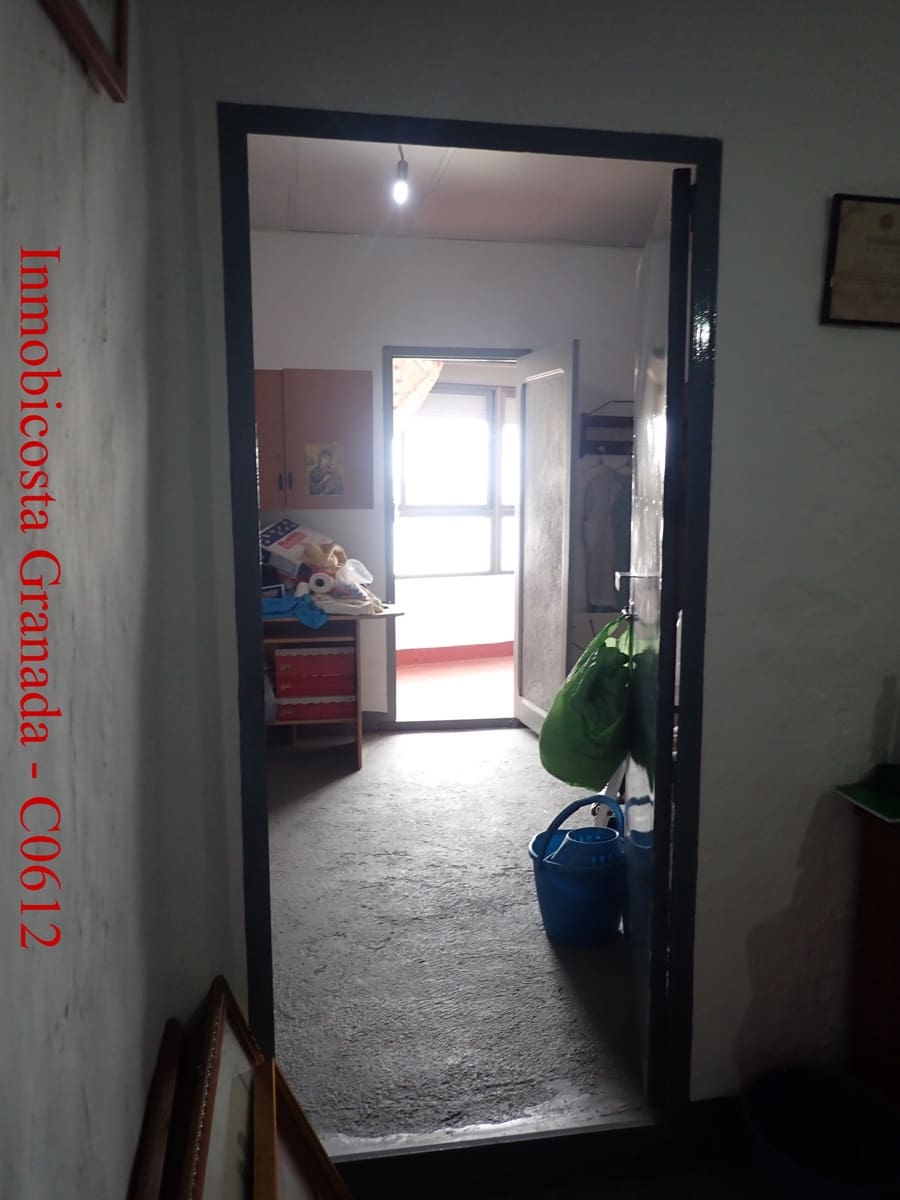 5 chambre Maison de Ville à vendre à Albondon - 70 000 € (Ref: 9981547)