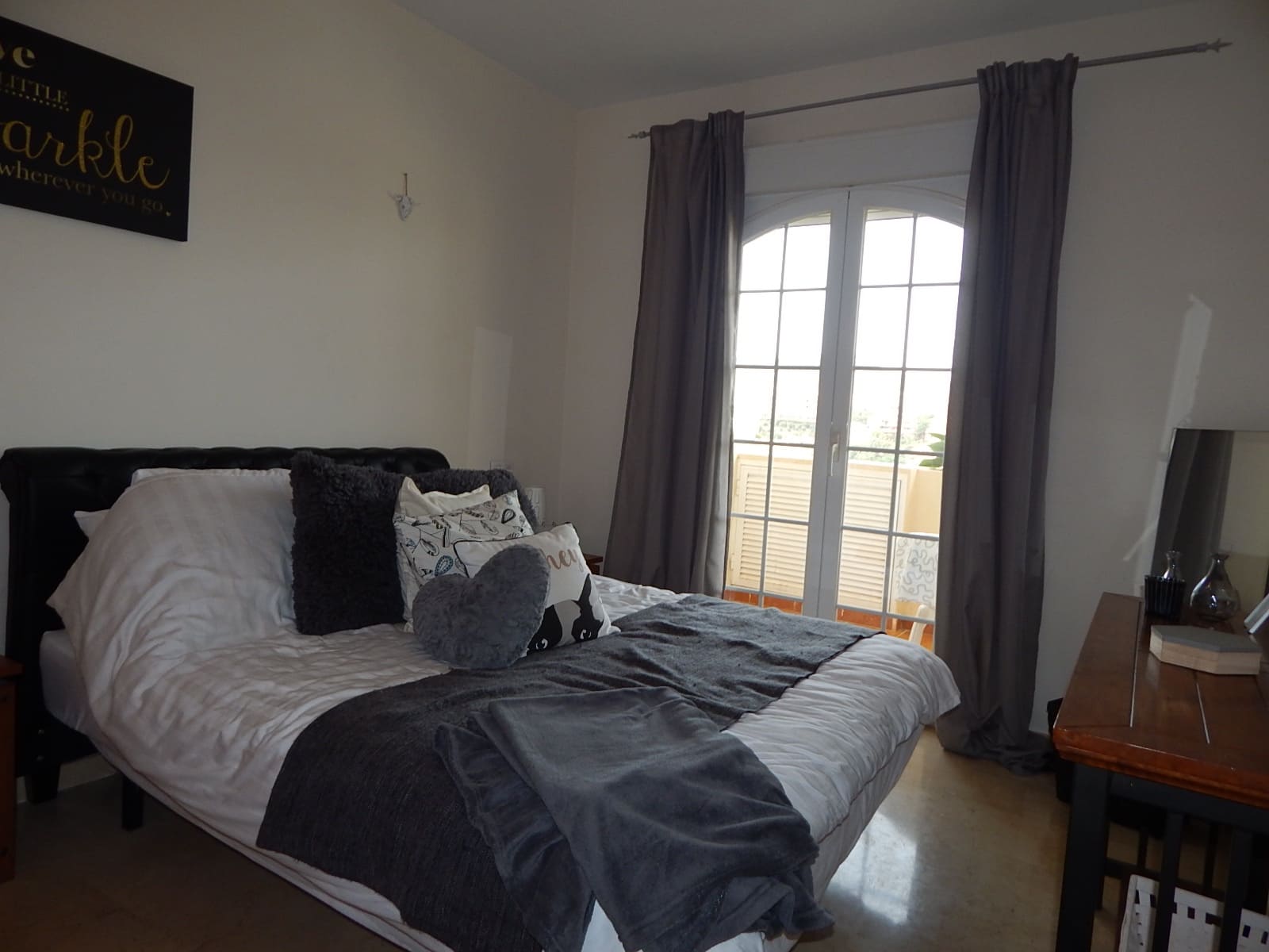 2 chambre Appartement à vendre à Riviera del Sol avec piscine garage - 288 000 € (Ref: 873131)