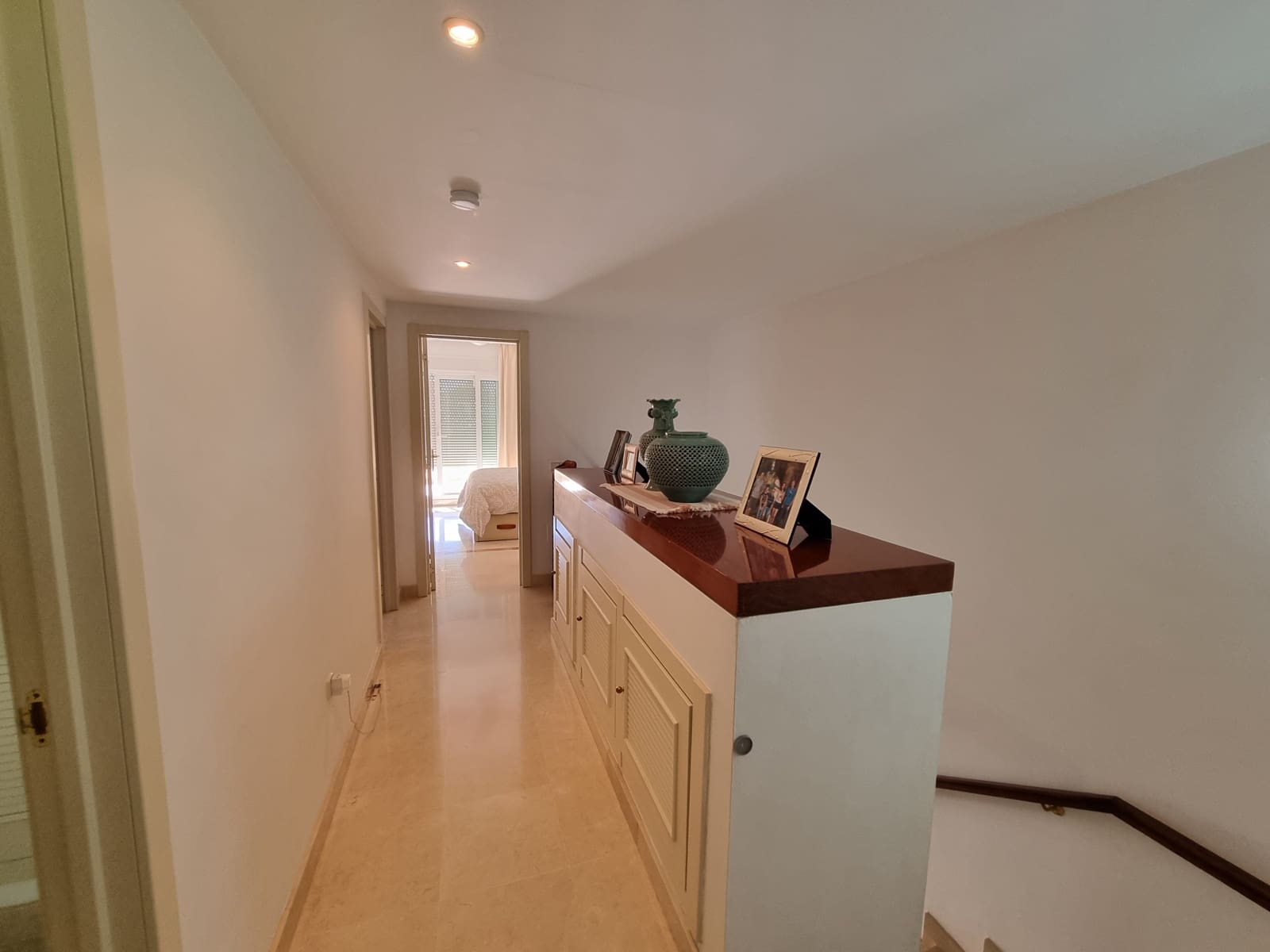 4 soveværelse Semi-Rækkehus til salg i Mijas Costa med swimmingpool garage - € 549.000 (Ref: 9340010)