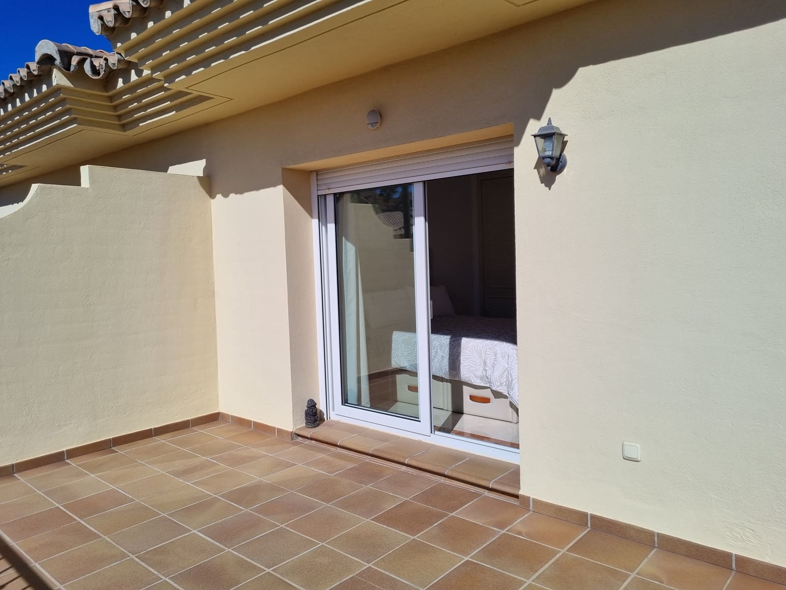 4 soveværelse Semi-Rækkehus til salg i Mijas Costa med swimmingpool garage - € 549.000 (Ref: 9340010)