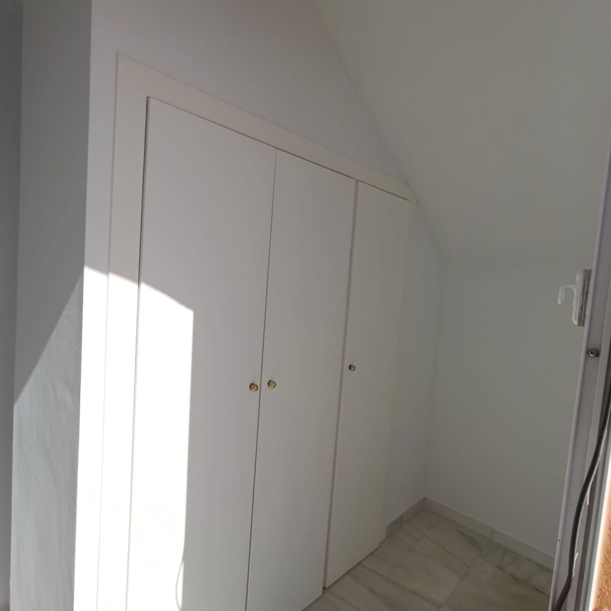 3 soveværelse Semi-Rækkehus til salg i Mijas Costa med swimmingpool - € 399.000 (Ref: 9699933)