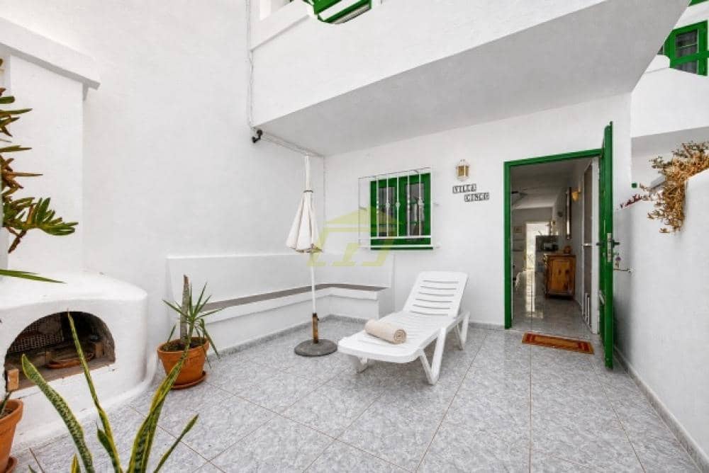 2 chambre Villa/Maison à vendre à Puerto del Carmen avec piscine - 395 000 € (Ref: 10002567)