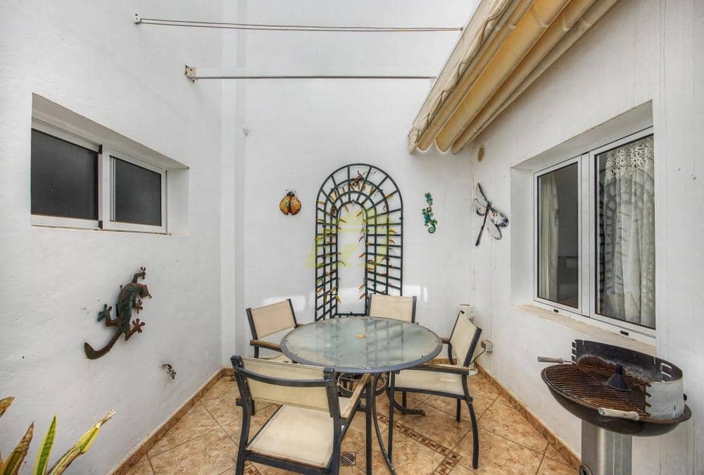 2 chambre Appartement à vendre à Costa Teguise avec piscine - 385 000 € (Ref: 10004966)