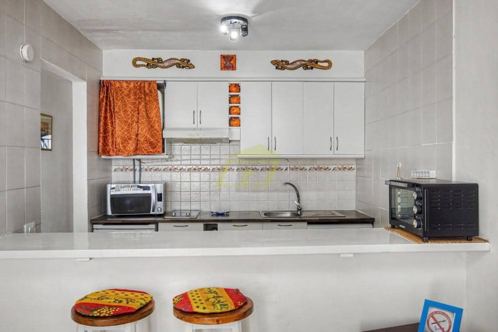 1 Zimmer Apartment zu verkaufen in Puerto del Carmen mit Pool - 225.000 € (Ref: 10008248)