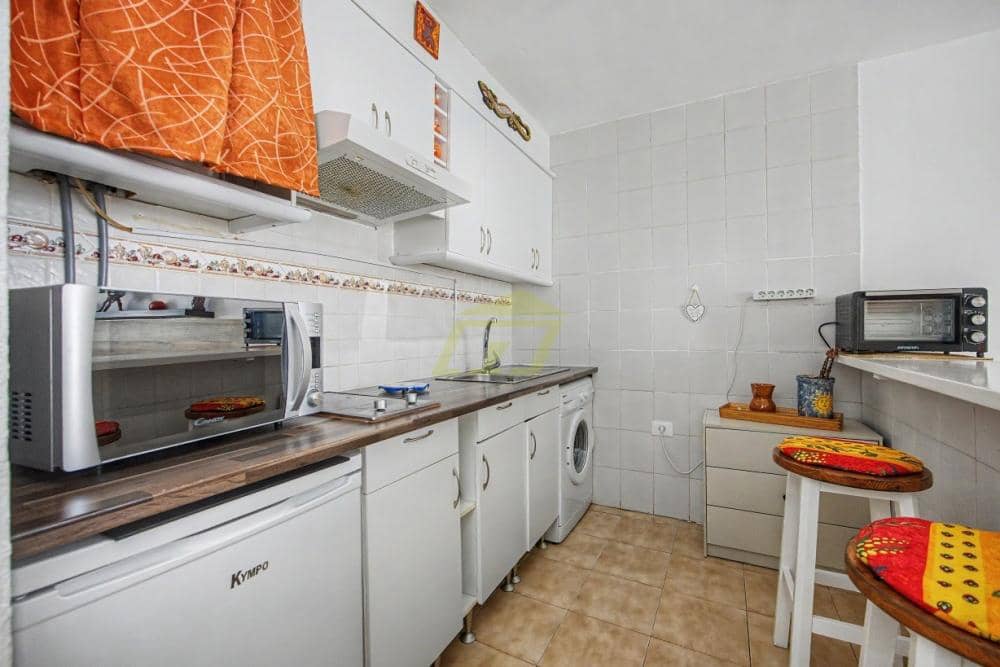 1 Zimmer Apartment zu verkaufen in Puerto del Carmen mit Pool - 225.000 € (Ref: 10008248)