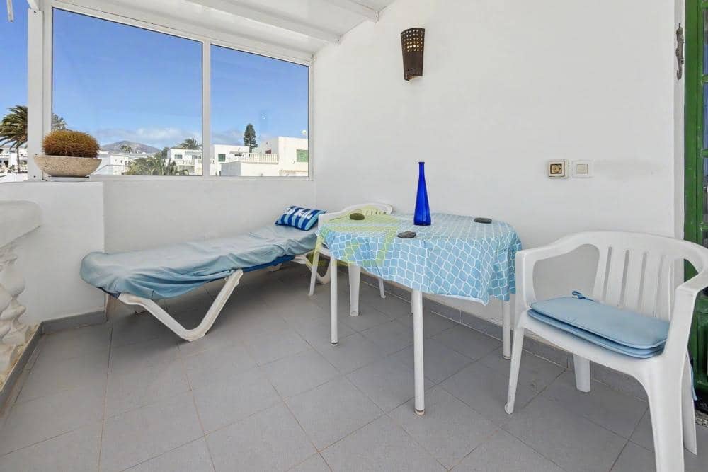 1 bedroom Apartment for sale in Puerto del Carmen with pool - € 249,000 (Ref: 10008250)
