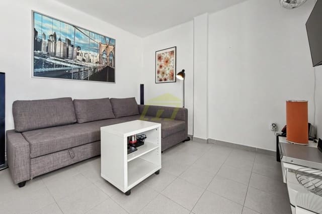 1 bedroom Apartment for sale in Puerto del Carmen, Tías with pool - € 249,000 (Ref: 10008250)