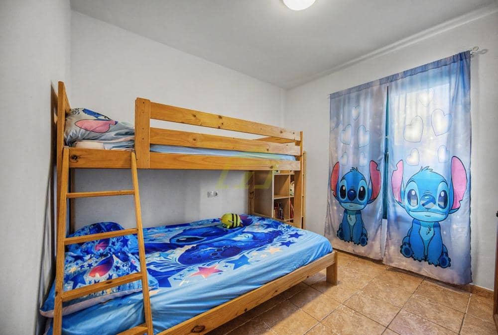 3 sovrum Lägenhet till salu i San Bartolome - 260 000 € (Ref: 10010231)