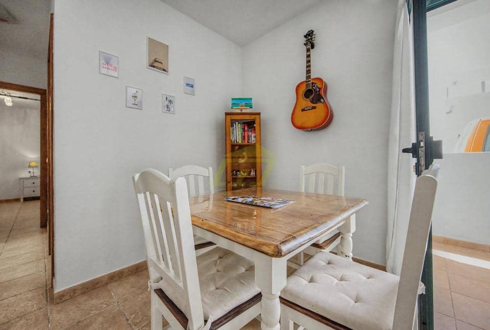 3 sovrum Lägenhet till salu i San Bartolome - 260 000 € (Ref: 10010231)