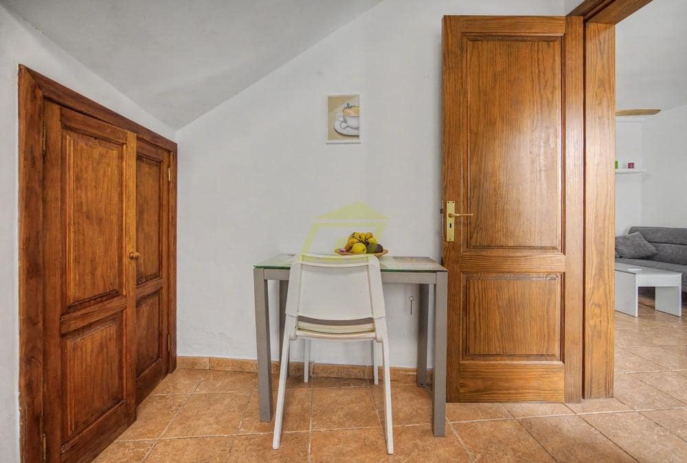 3 sovrum Lägenhet till salu i San Bartolome - 260 000 € (Ref: 10010231)