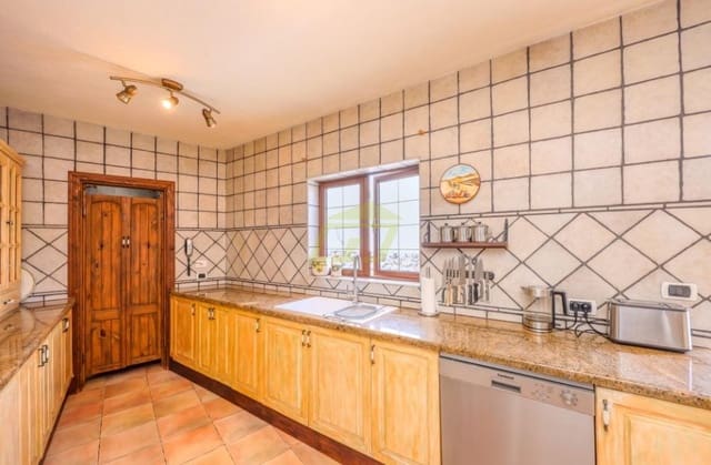 3 chambre Villa/Maison à vendre à Los Mojones, Tías avec piscine - 695 000 € (Ref: 10017012)