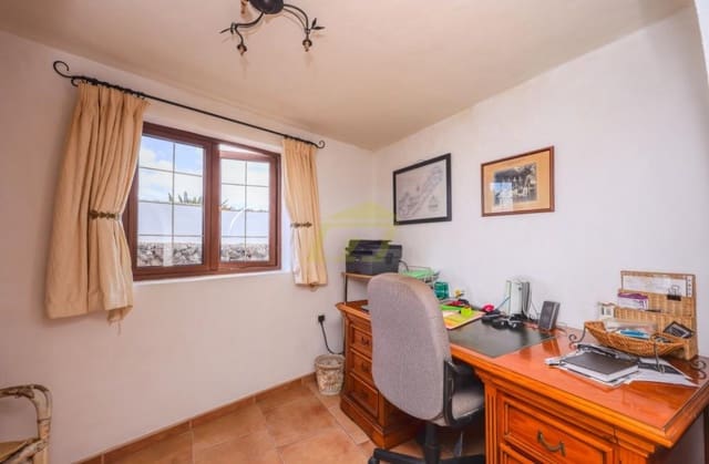3 chambre Villa/Maison à vendre à Los Mojones, Tías avec piscine - 695 000 € (Ref: 10017012)