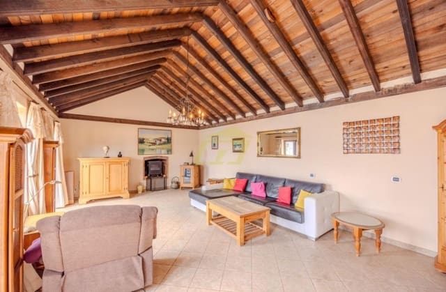 3 chambre Villa/Maison à vendre à Los Mojones, Tías avec piscine - 695 000 € (Ref: 10017012)