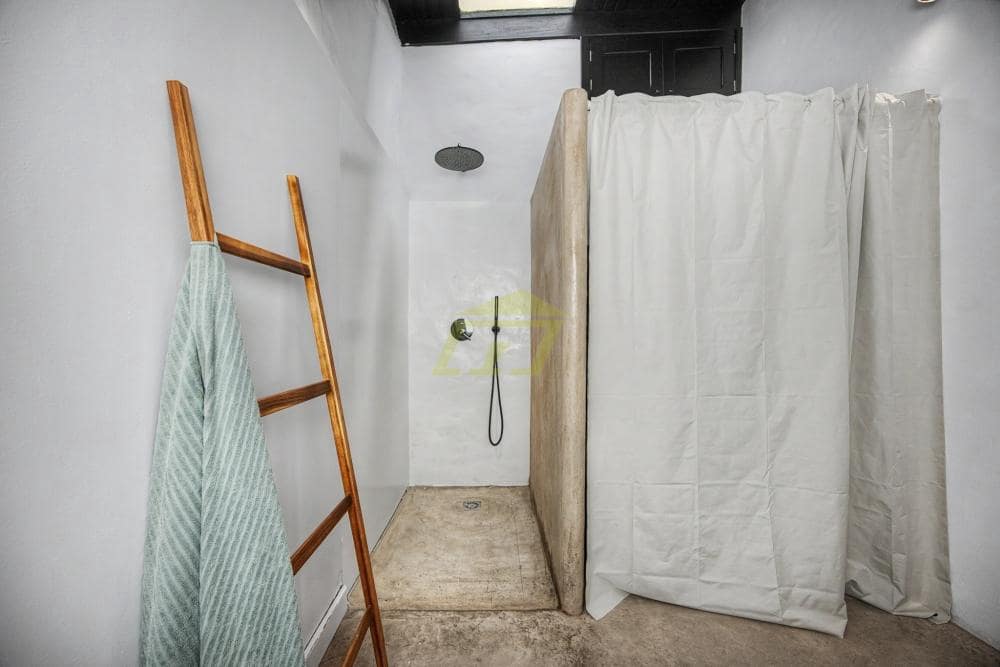3 makuuhuone Huvila myytävänä paikassa Haria - 550 000 € (Ref: 10020102)