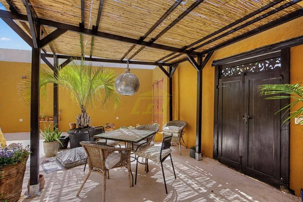 3 makuuhuone Huvila myytävänä paikassa Haria - 550 000 € (Ref: 10020102)