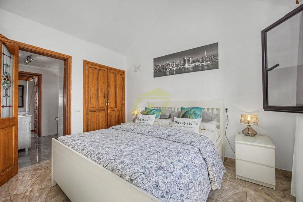 2 chambre Bungalow à vendre à Costa Teguise avec piscine - 450 000 € (Ref: 10021921)