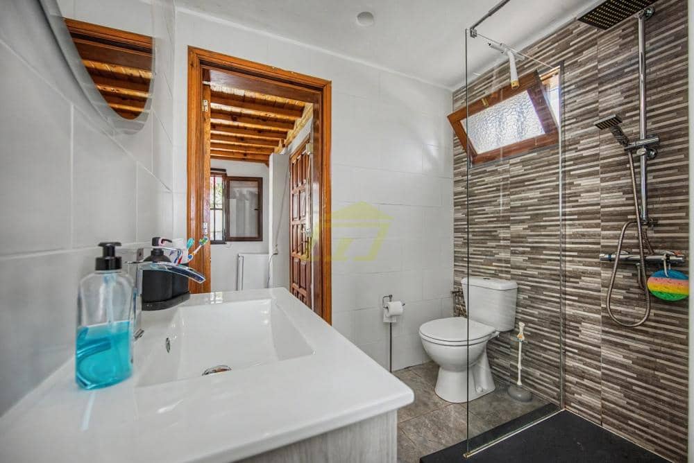 2 chambre Bungalow à vendre à Costa Teguise avec piscine - 450 000 € (Ref: 10021921)